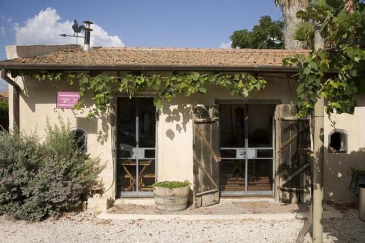 Smadar Inn Zikhron Ya'akov Dış mekan fotoğraf